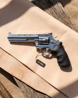 REVOLVER TAURUS 608 .357